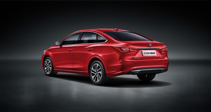  ChangAn Eado 2018 года  (фото 23 из 23)
